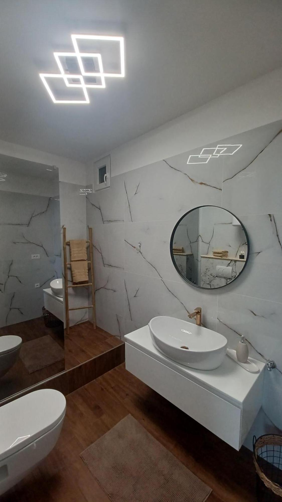 Lea'S Apartment Ρόβινι Εξωτερικό φωτογραφία